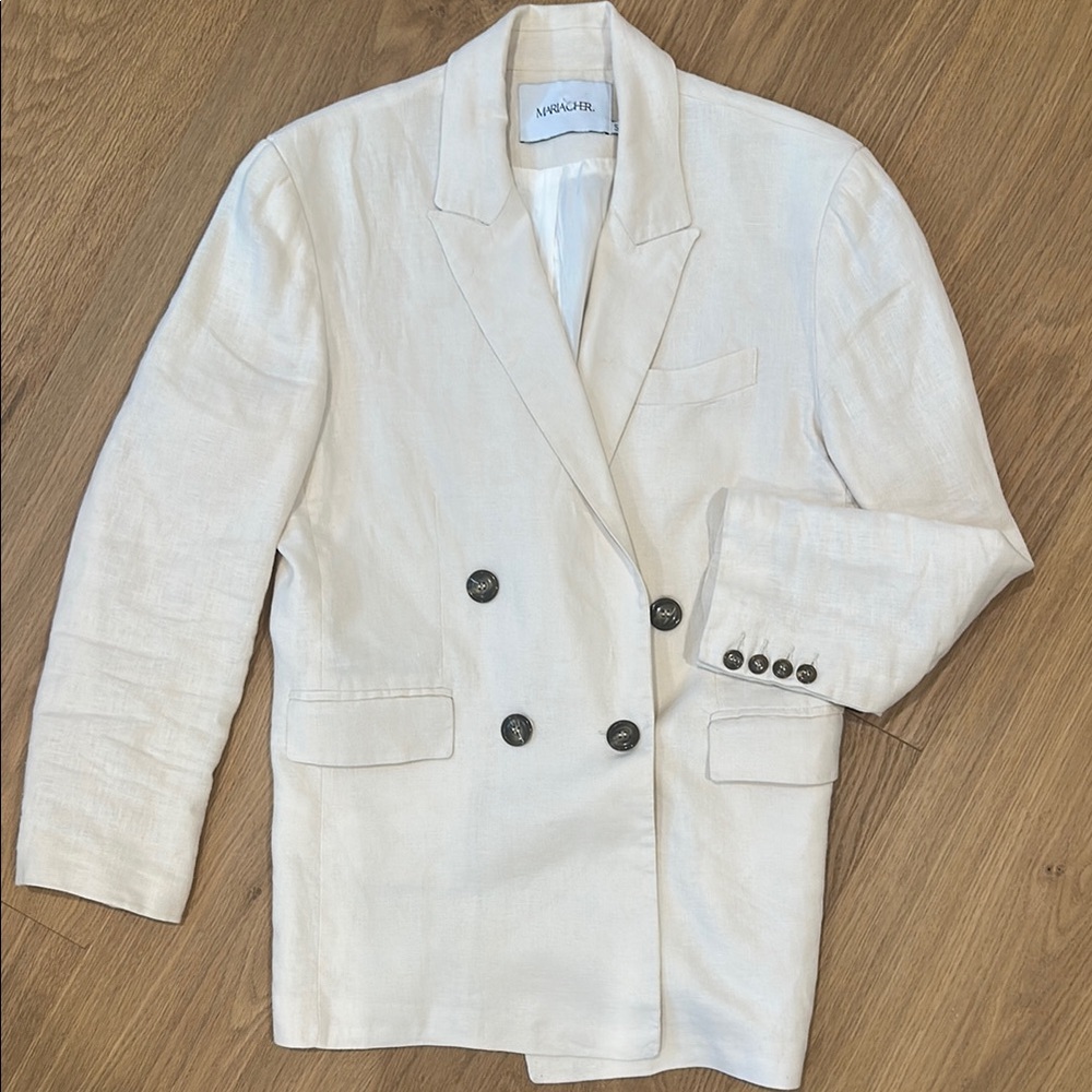 Cream Oversized Blazer with Notched Lapels
